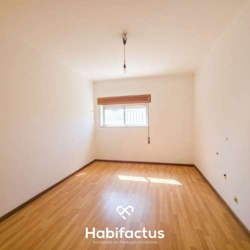 Moradia Isolada T6 junto ao centro de Viseu