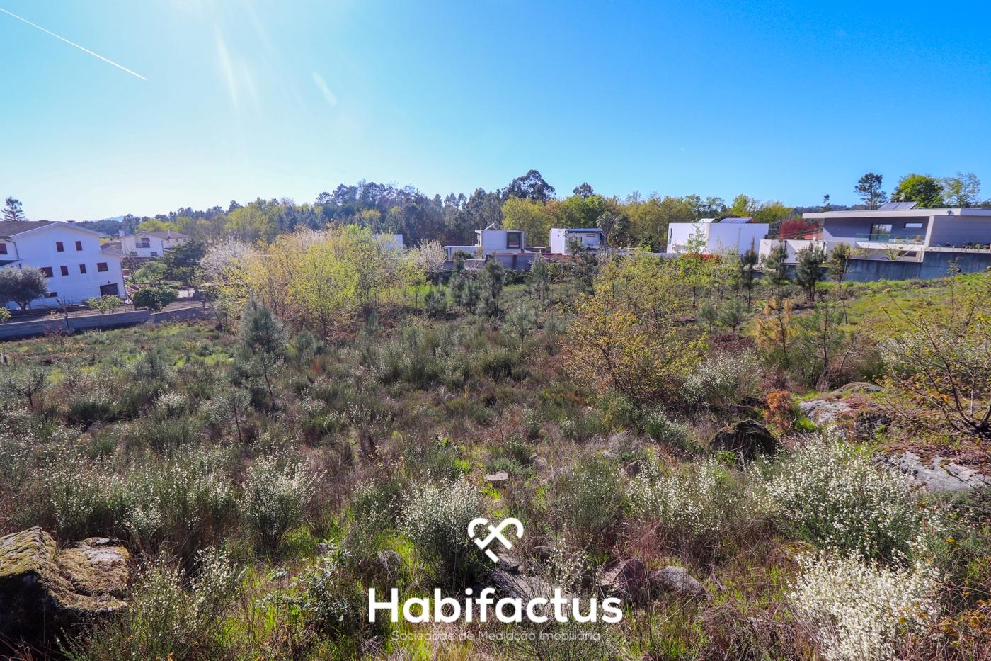 Lote de Terreno Rústico à Venda em Mundão, Viseu