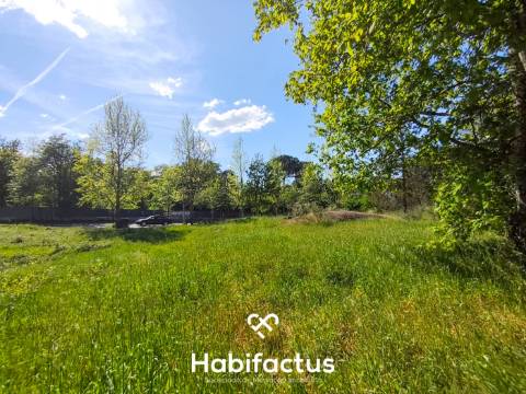 Lote para construção de moradia em banda em Rio de Loba