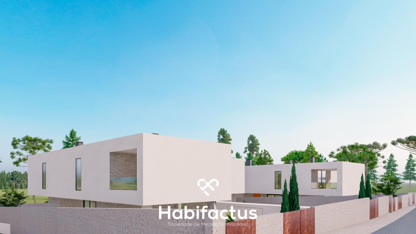 Moradia Bi-familiar T3+1 à venda em Orgens