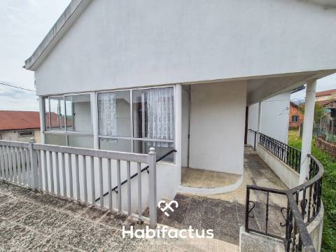 Moradia isolada com terreno - Oportunidade em Viseu