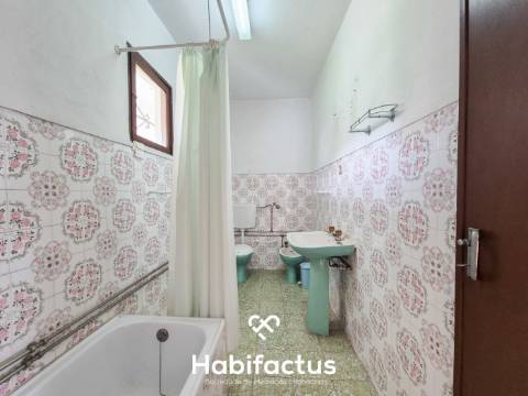 Moradia isolada com terreno - Oportunidade em Viseu
