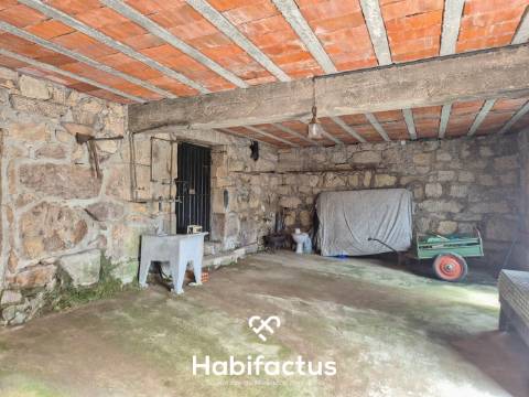 Moradia isolada com terreno - Oportunidade em Viseu
