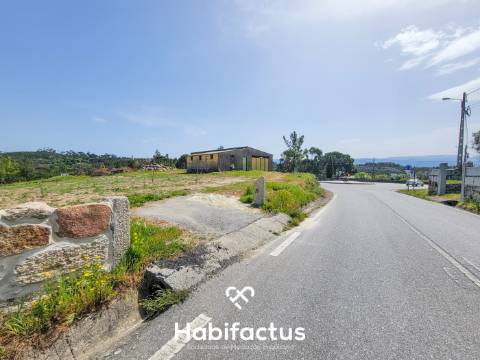 Terreno Rústico com 4.672 m2, com Olival e Pavilhão, á Venda em Abrunhosa do Mato - Mangualde