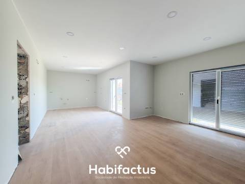 Moradia T3 - Totalmente Remodelado – Viseu