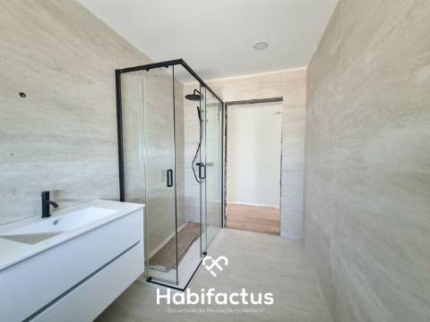 Moradia T3 - Totalmente Remodelado – Viseu