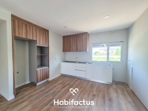 Moradia T3 - Totalmente Remodelado – Viseu