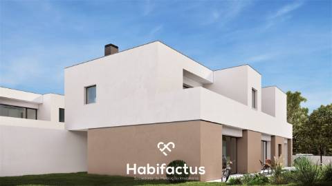 Moradia Geminada T4 em construção no Campo - Viseu