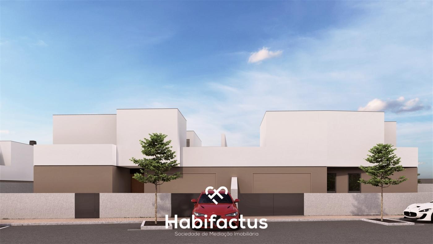 Moradia Geminada T4 em construção no Campo - Viseu