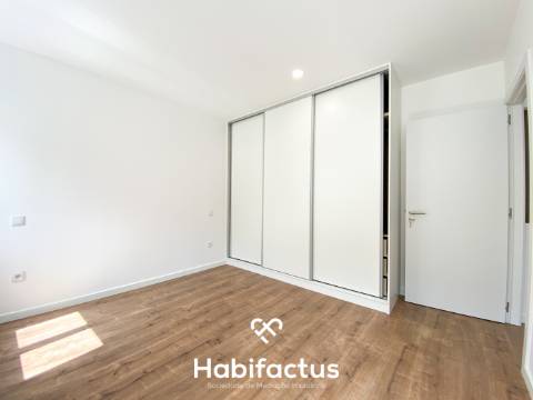 Apartamento T1+1  no Centro de Nelas