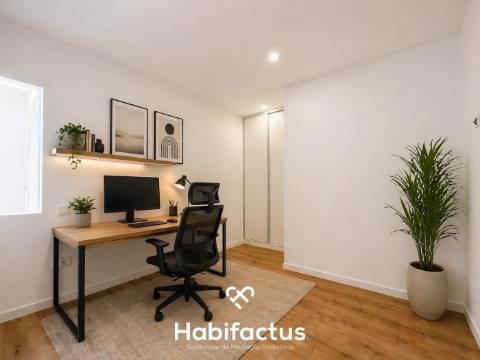 Apartamento T1+1  no Centro de Nelas