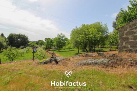 Terreno Agrícola com Vista Desafogada e Grande Potencial – 9.896 m²