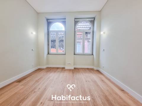 Apartamento T2 para venda no centro de Viseu