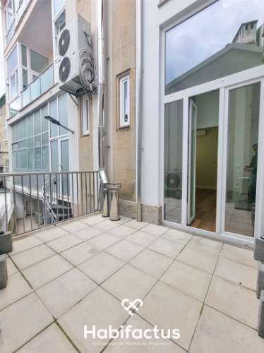 Apartamento T2 para venda no centro de Viseu