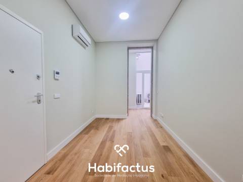 Apartamento T2 para venda no centro de Viseu