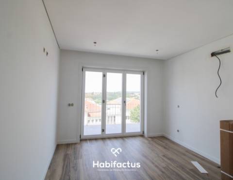 Apartamento T2 Novo Zona Historica Viseu