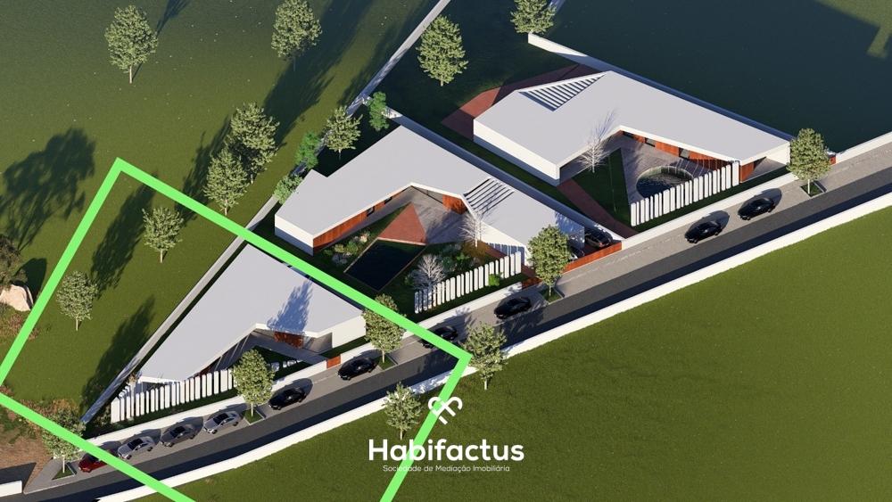 Moradia Térrea T4 Nova com Design Moderno e Estacionamento