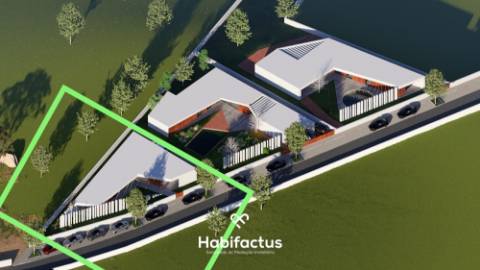 Moradia Térrea T4 Nova com Design Moderno e Estacionamento
