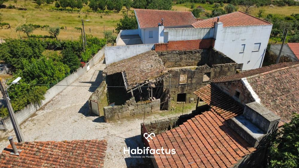 Moradia T3 para Venda em Paranhos da Beira – Seia