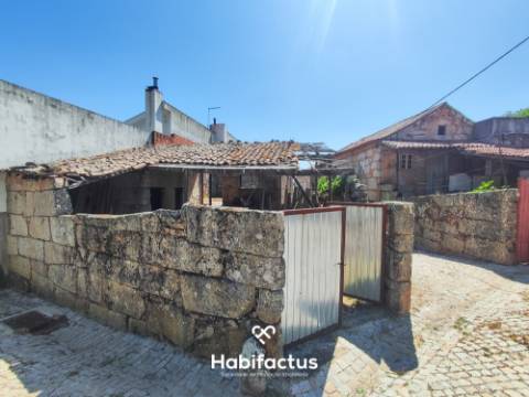 Moradia T3 para Venda em Paranhos da Beira – Seia