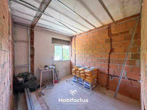 Apartamento T3 totalmente remodelado a apenas 12 minutos do centro de Viseu