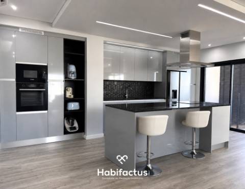 Exclusivo Apartamento T4 Semi-Novo a 5 Minutos do Centro de Viseu