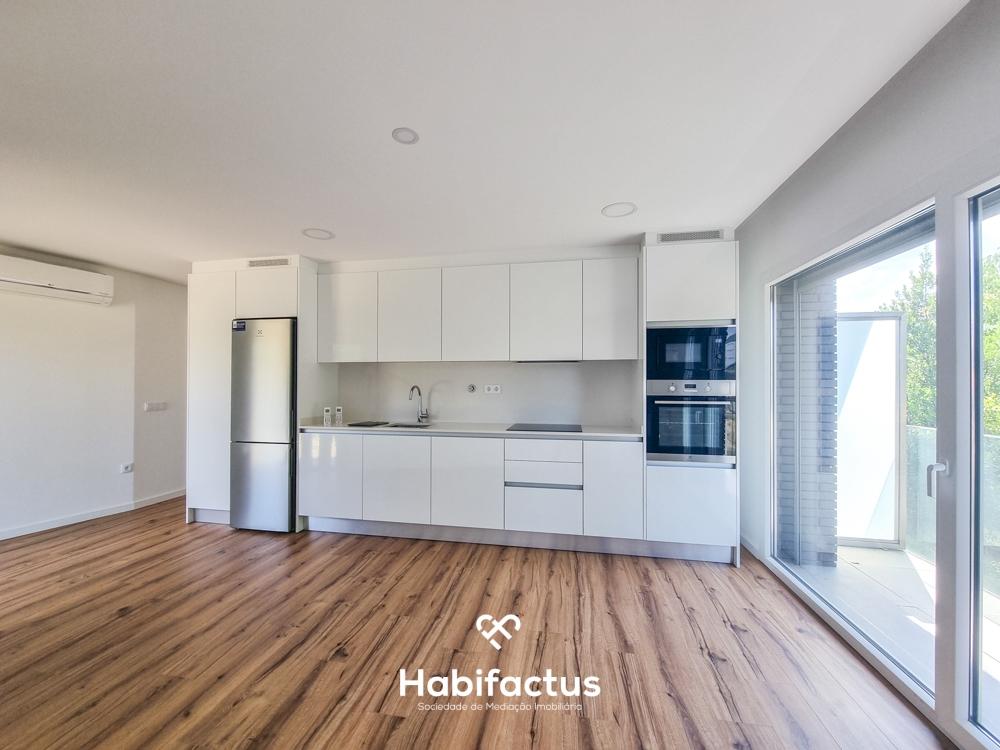 Apartamento T2 para Arrendamento