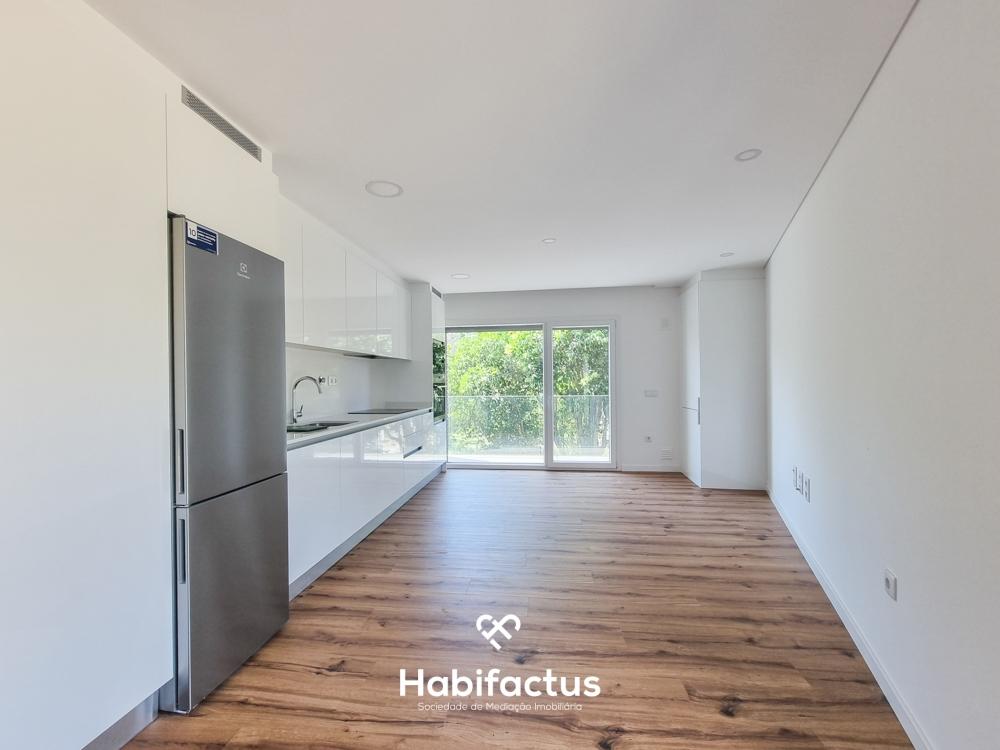 Apartamento T2 para Arrendamento