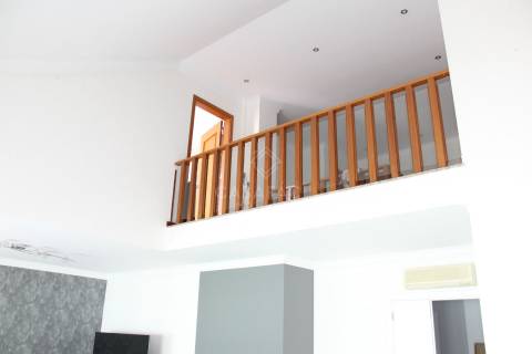 Dúplex TT1+3 em Alcochete - Urbanização dos Barris