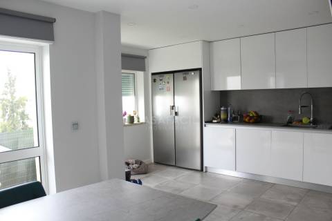 Dúplex TT1+3 em Alcochete - Urbanização dos Barris