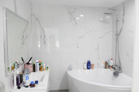 Dúplex TT1+3 em Alcochete - Urbanização dos Barris