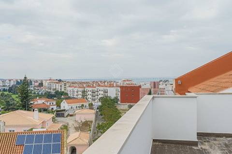 Apartamento T4 Duplex em Alcochete Novo - Próximo do centro da Vila De Alcochete!
