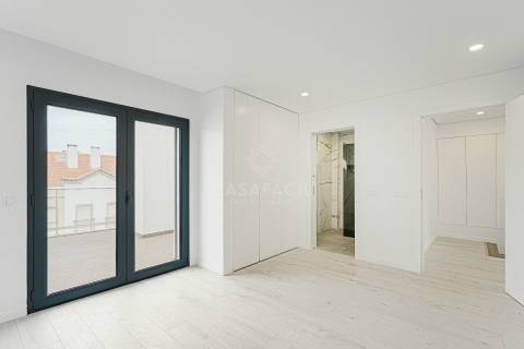 Apartamento T4 Duplex em Alcochete Novo - Próximo do centro da Vila De Alcochete!