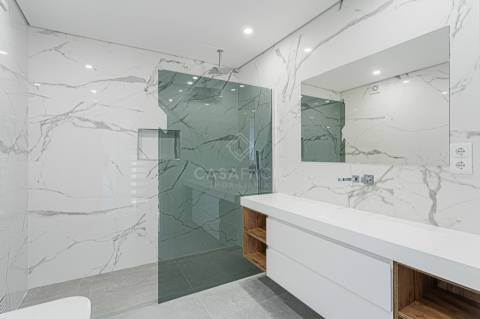 Apartamento T4 Duplex em Alcochete Novo - Próximo do centro da Vila De Alcochete!