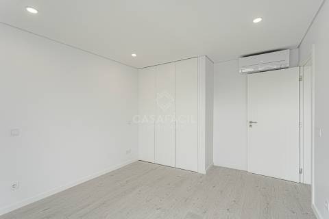 Apartamento T4 Duplex em Alcochete Novo - Próximo do centro da Vila De Alcochete!