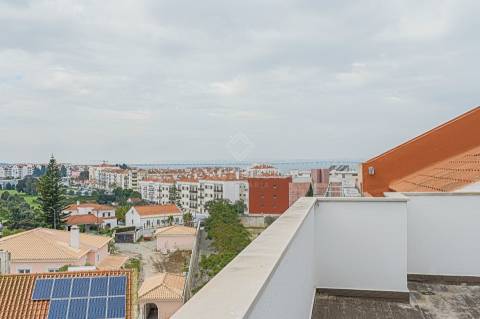 Apartamento T4 Duplex em Alcochete Novo - Próximo do centro da Vila De Alcochete!