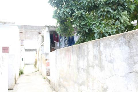 3 Moradias todas T2 no Montijo - Investimento!