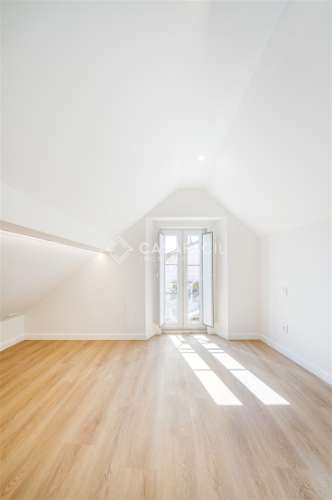 Dúplex T4 no centro de Alcochete!