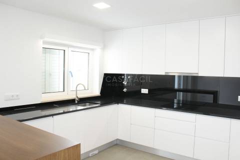 Moradia em Banda T3+1 Venda em Alcochete,Alcochete