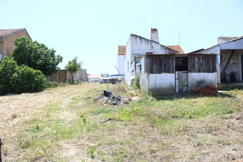 Terreno para construção de moradias em condominio fechado