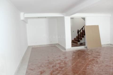 Moradia T3+1 em Alcochete!