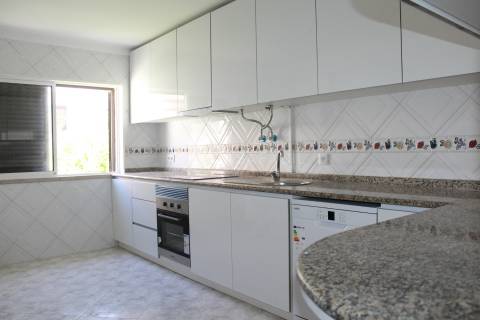 Moradia T3+1 em Alcochete!