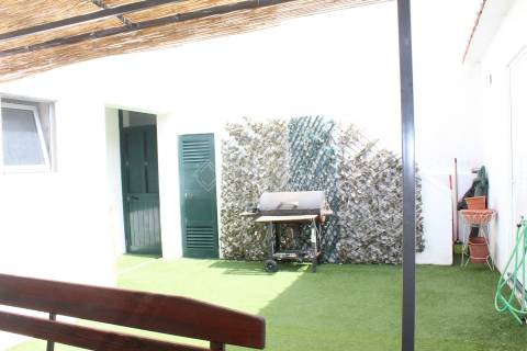 Moradia T1+2 em Alcochete!