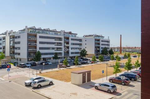 Apartamento T3 no Alto dos Moinhos!