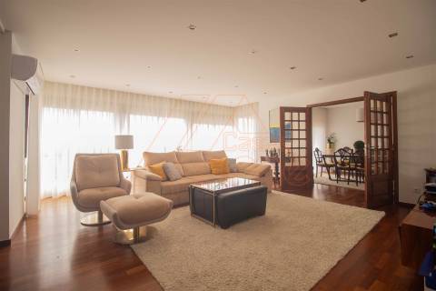 Apartamento T4 - Celas - Coimbra/Venda