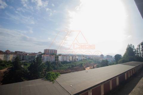 Apartamento T4 - Celas - Coimbra/Venda