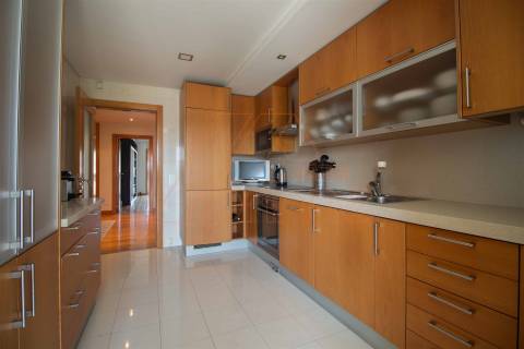 Apartamento T5 - Solum - Coimbra