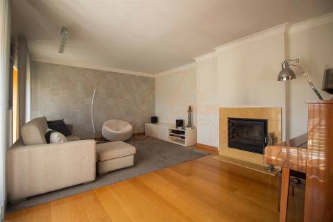 Apartamento T5 - Solum - Coimbra