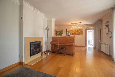 Apartamento T5 - Solum - Coimbra