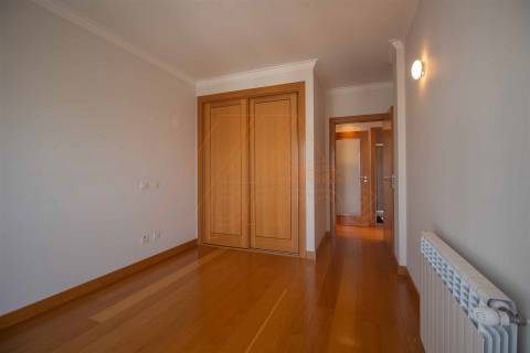 Apartamento T5 - Solum - Coimbra